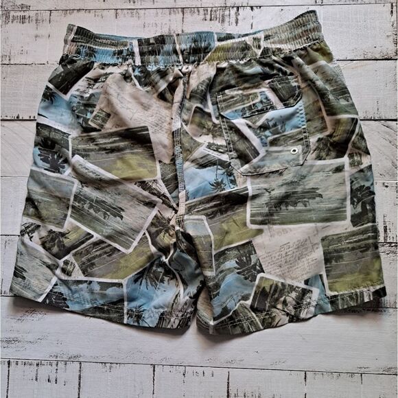 Caribbean Joe Island Supply Co Swim Trunks Island Print Large - Picture 2 of 5